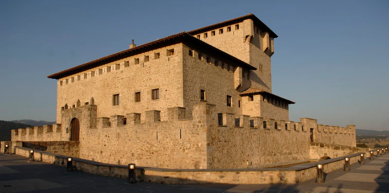 Torre Palacio de Varona, monumento histórico